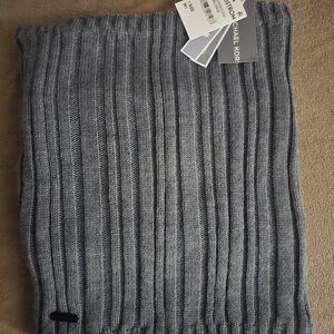 Michael Korn neck scarf